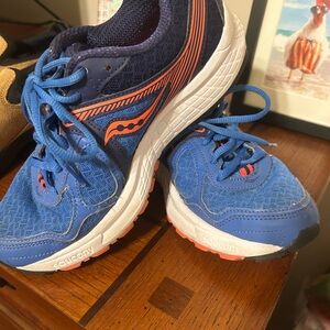 Saucony Womens Blue and Orange Athletic Sneakers